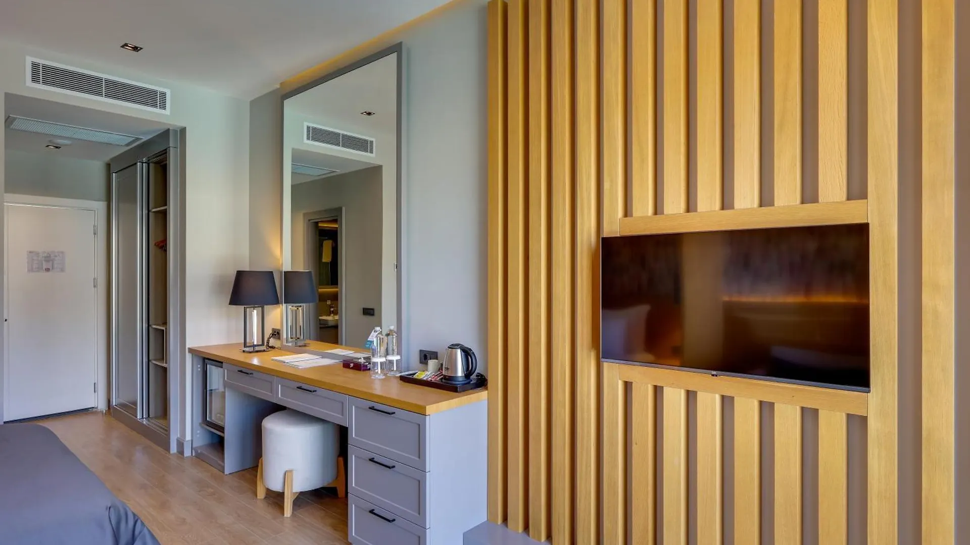 Celeste Bella Luxury Hotel & Spa Ортакент